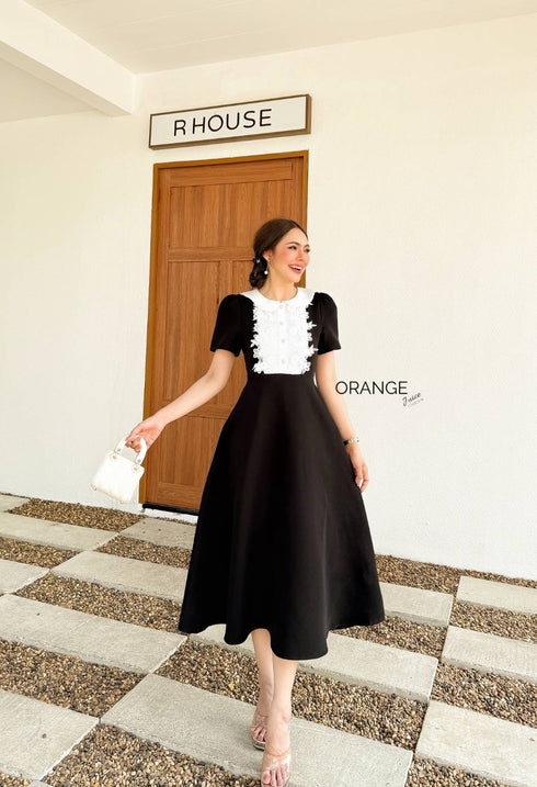ORANGE JUICE Lace Decor Peter Pan Collar A-Line Midi Dress